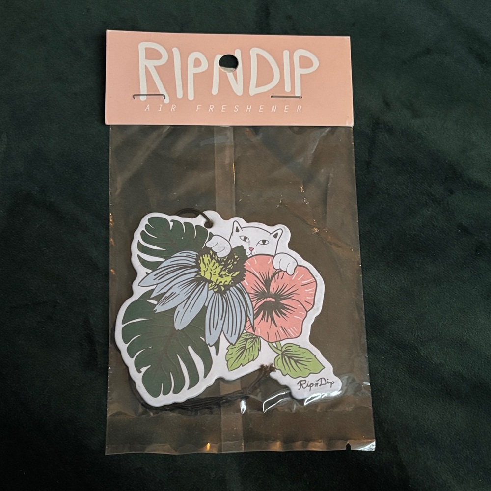 Ripndip Cat with Floral Design Air Freshener